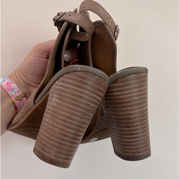 Lucky Brand 'Lisza' Open Toe Tan Brown Leather Bootie Shoes Wooden Heel‎ Size 8 - Picture 10 of 12